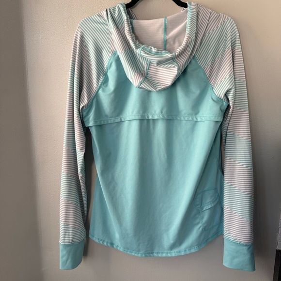 EUC, Woman’s Kyodan lightweight hoodie, Size L - Picture 2 of 5